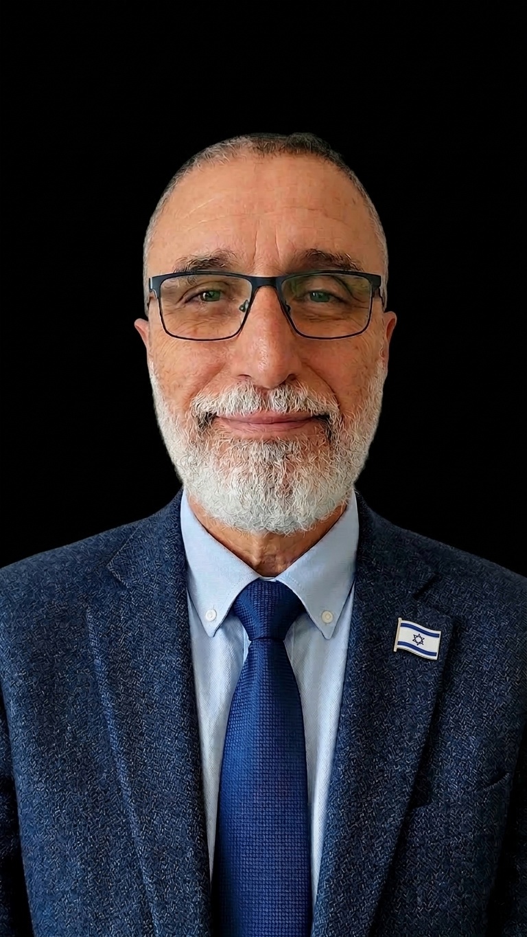 אברהם אפריאט